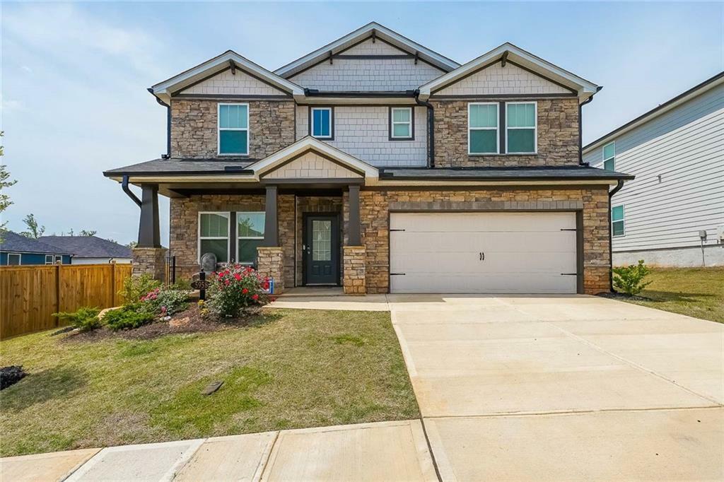 Property Photo: 5958 Green Ash Court GA 30517