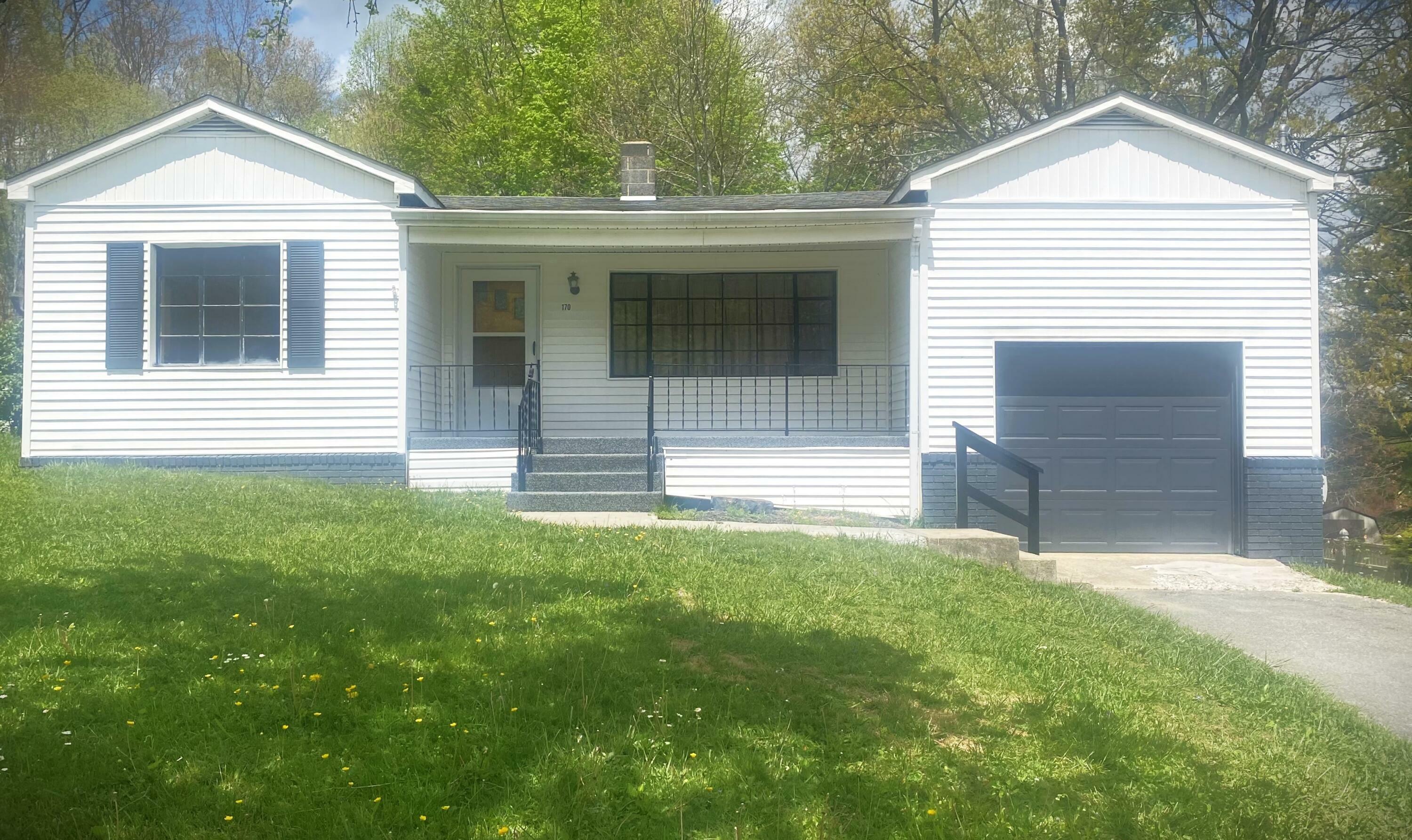 Property Photo: 170 Twenty-Fourth St WV 25962