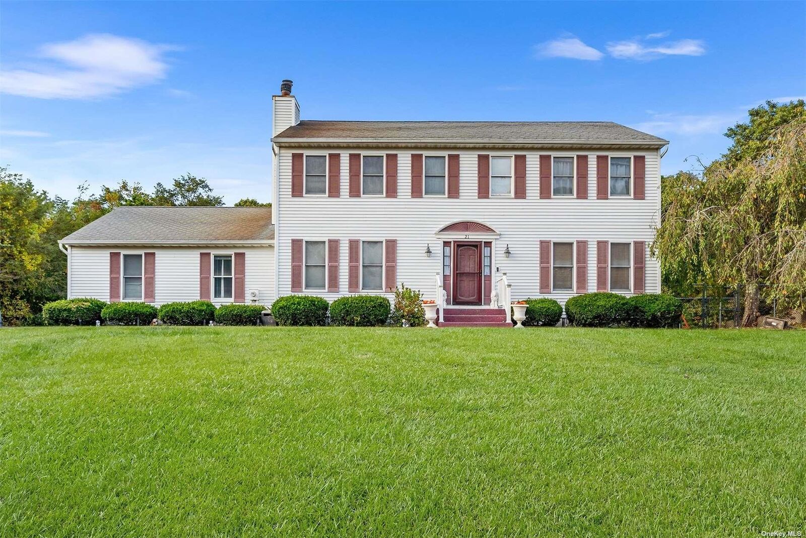 Property Photo:  21 Victoria Lane  NY 11949 