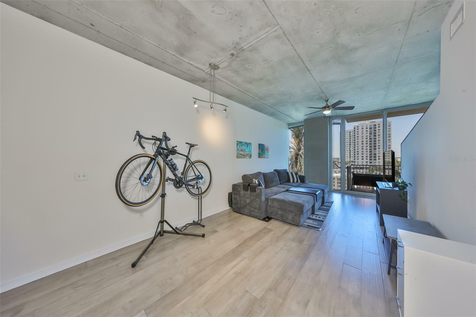 Property Photo: 777 N Ashley Drive 1011 FL 33602