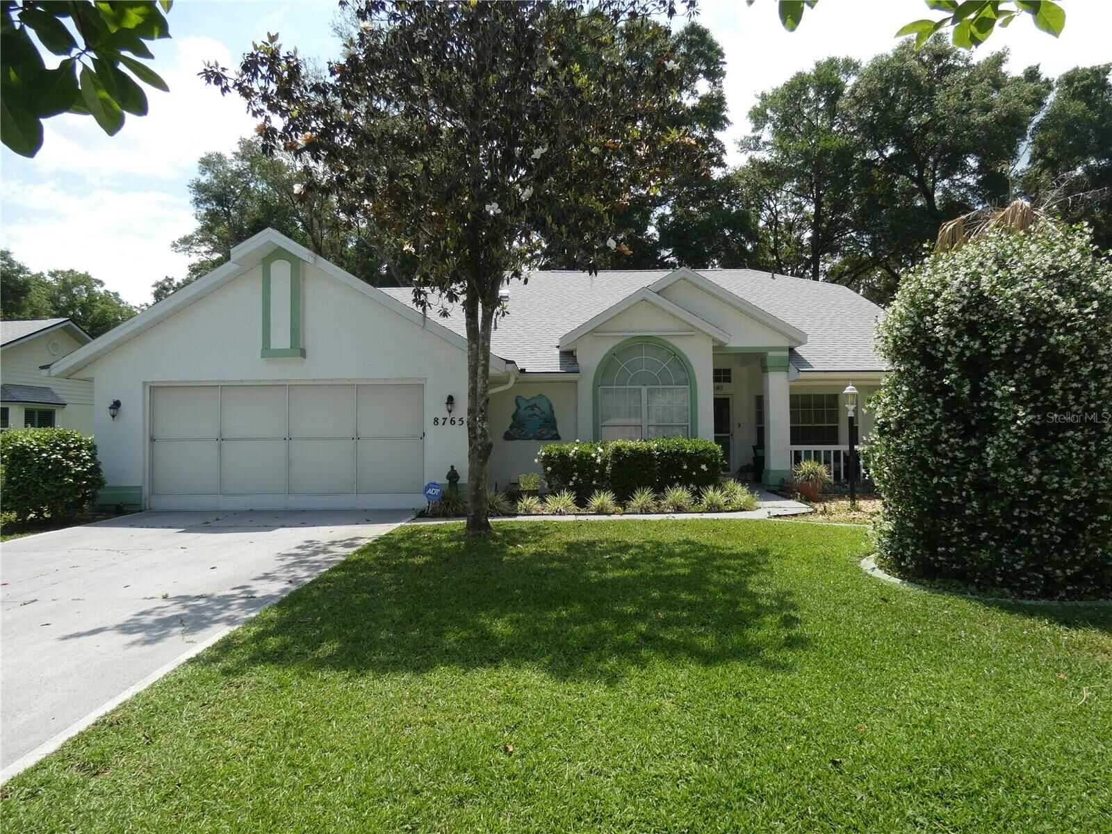Property Photo: 8765 SW 190th Circle FL 34432