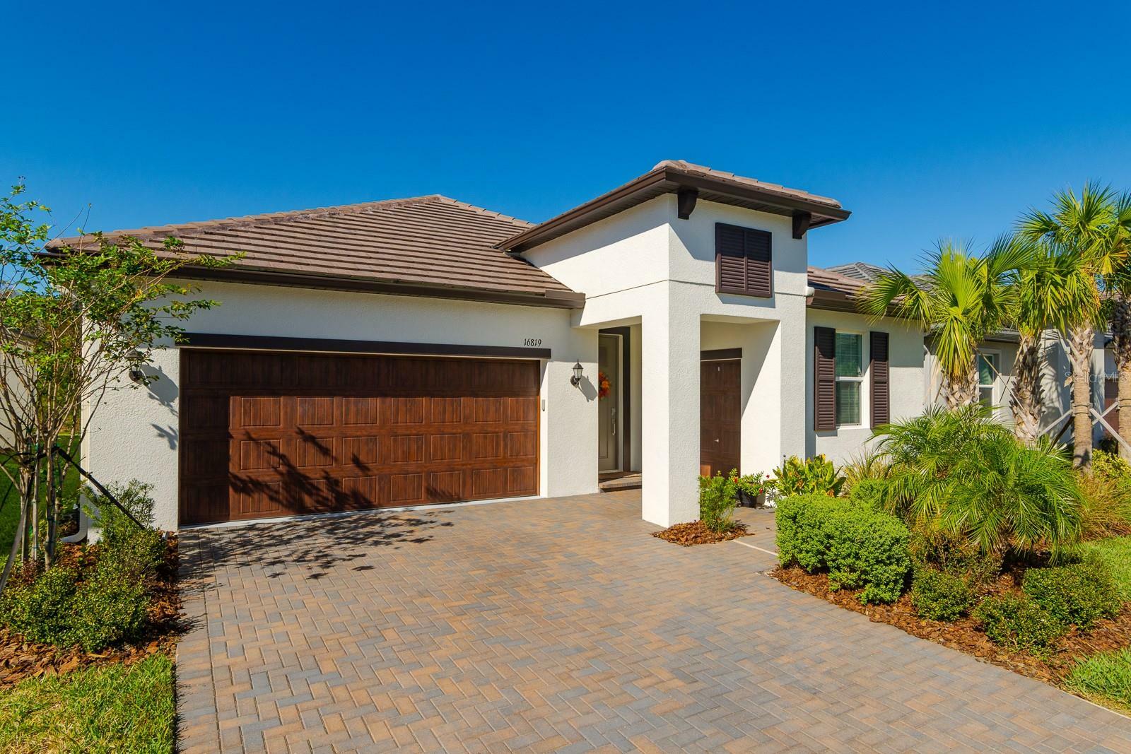 Property Photo:  16819 Shell Bay Drive  FL 34638 