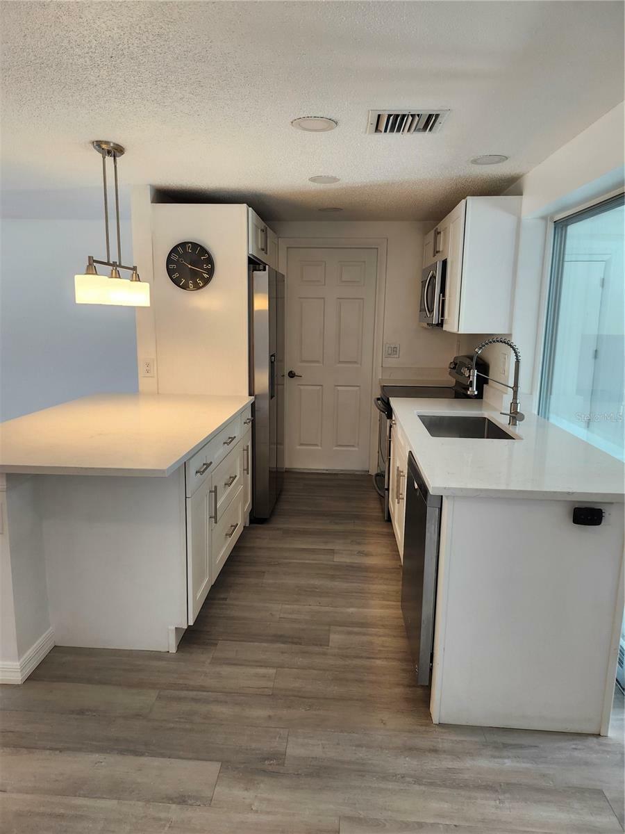 Property Photo: 442 Crystal Avenue NW FL 33952