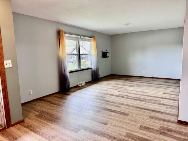 Property Photo: W158n10163 Shoshone Ct WI 53022
