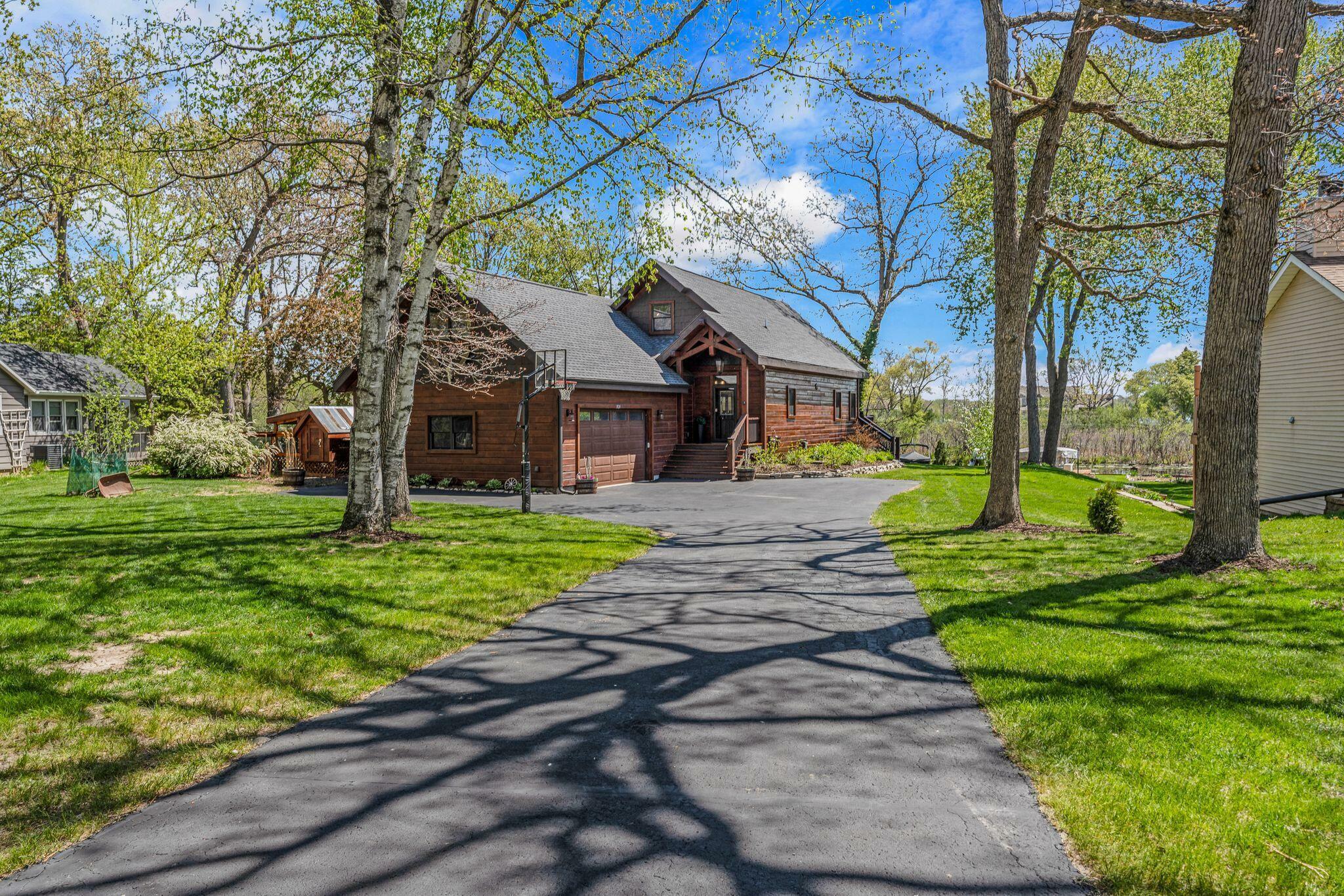 Property Photo: 3024 Nagawicka Ave WI 53018