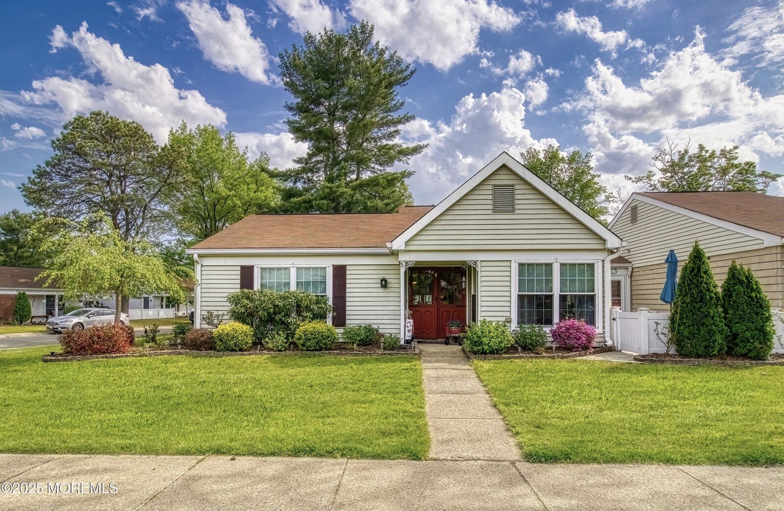 Property Photo:  475A Chelsea Court  NJ 08759 