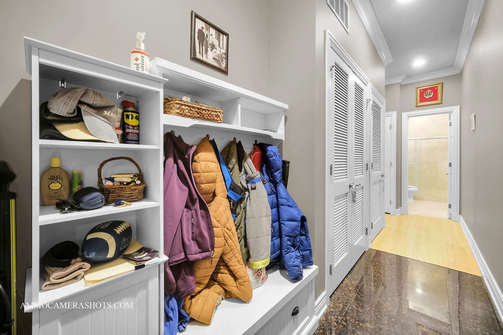 Property Photo: 1148 W Monroe Street 6nw IL 60607