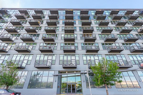 Property Photo: 1224 W Van Buren Street 506 IL 60607