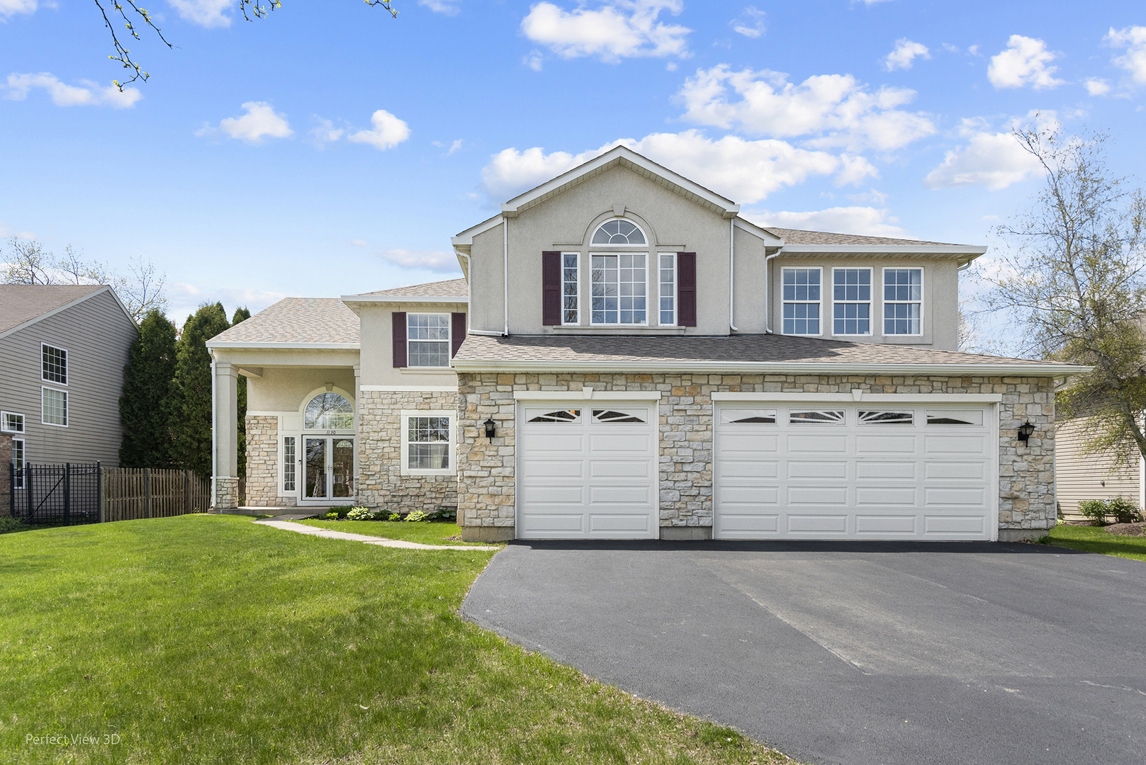 Property Photo: 1130 Westfield Way IL 60060