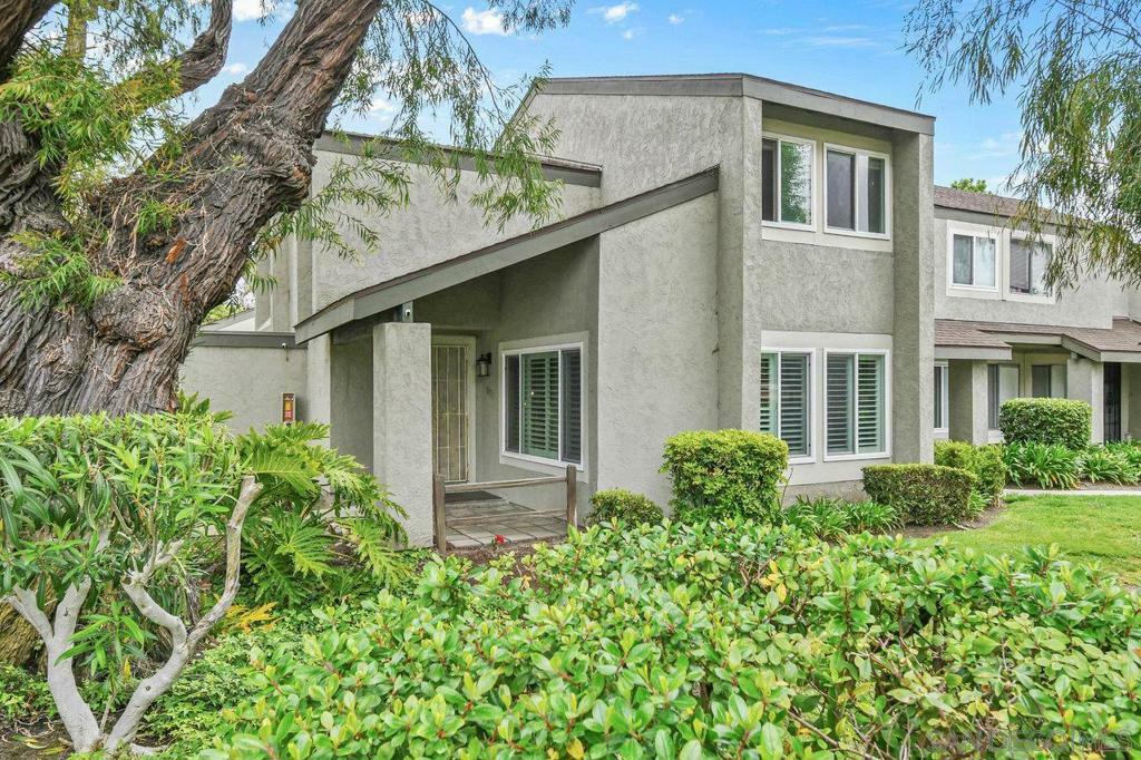 Property Photo: 5071 La Cuenta Dr CA 92124