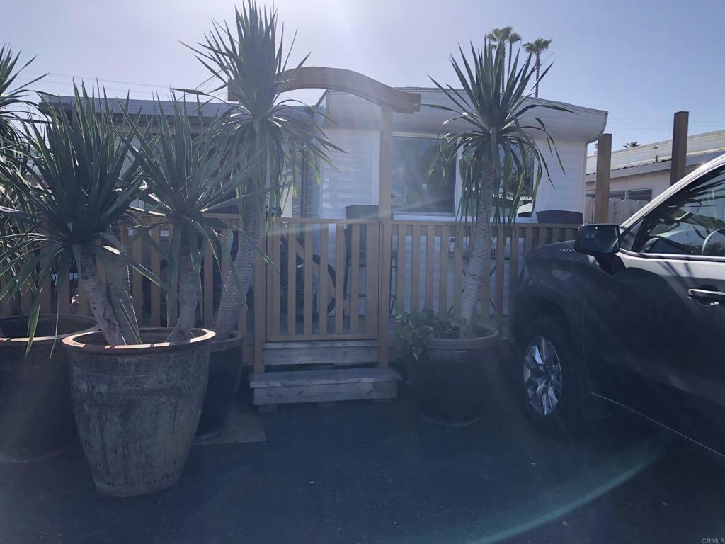 Property Photo: 1046 S Cleveland Street 16 CA 92054