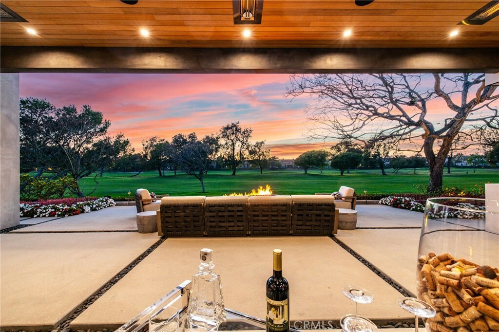 Property Photo:  6691 Country Circle  CA 92648 
