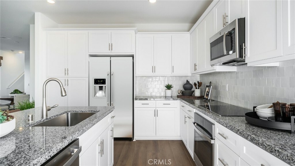 Property Photo:  31577 Cobalite Drive  CA 92596 