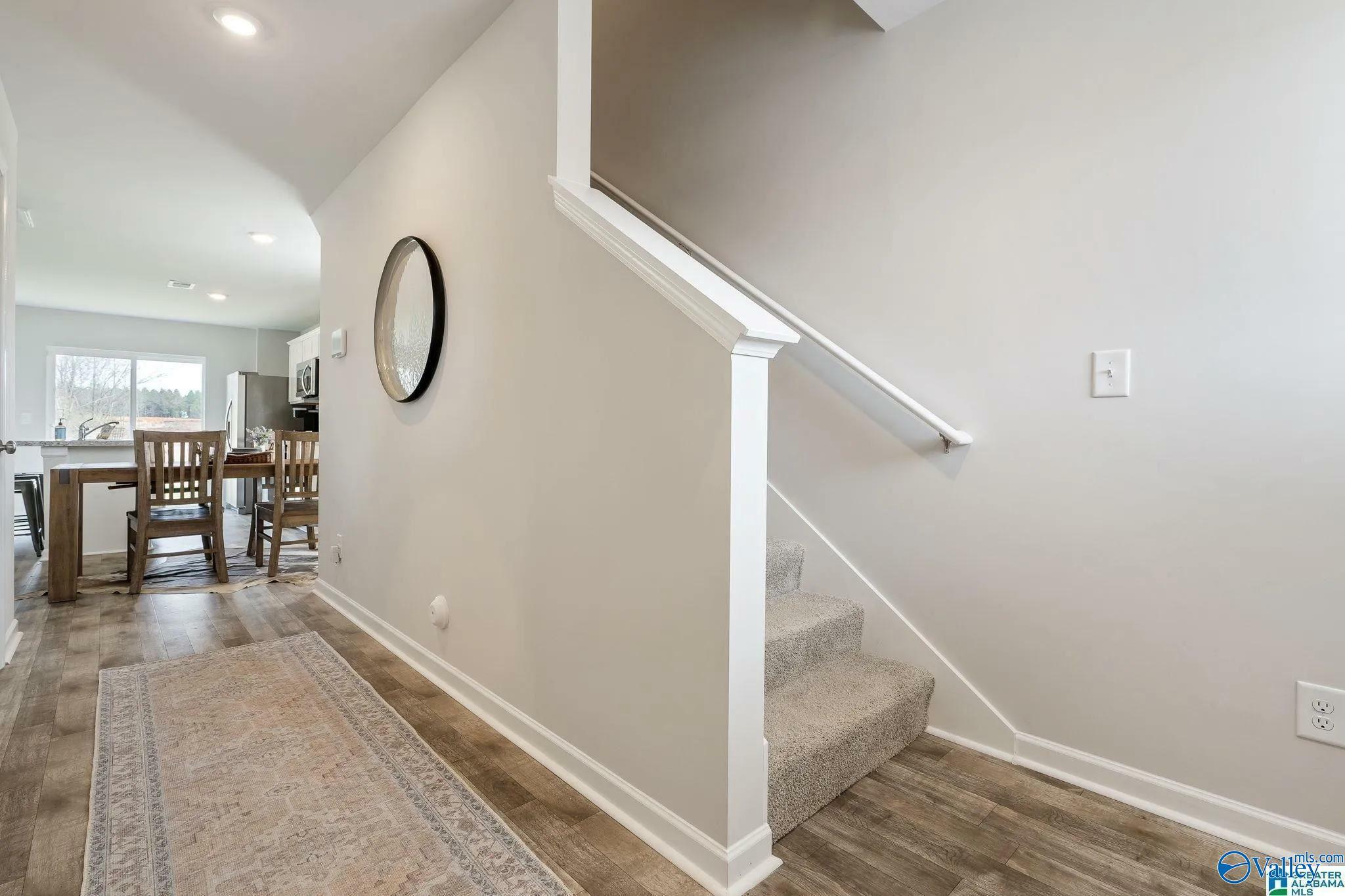 Property Photo: 306 Skykomish Road AL 35603