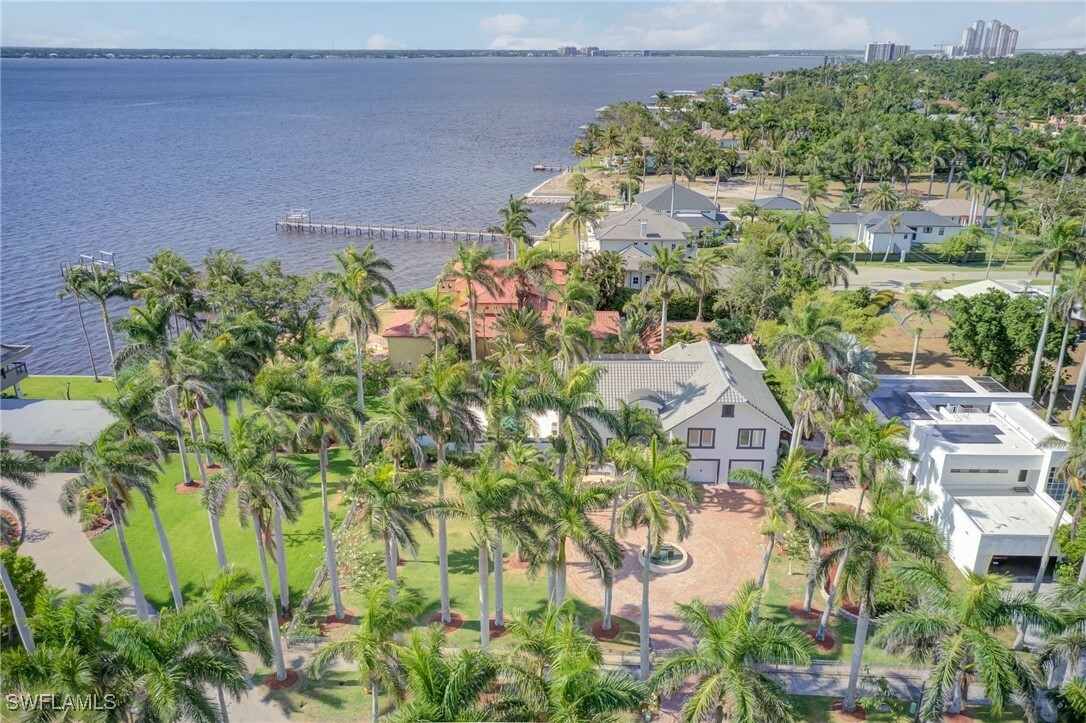 1205 Caloosa Drive  Fort Myers FL 33901 photo