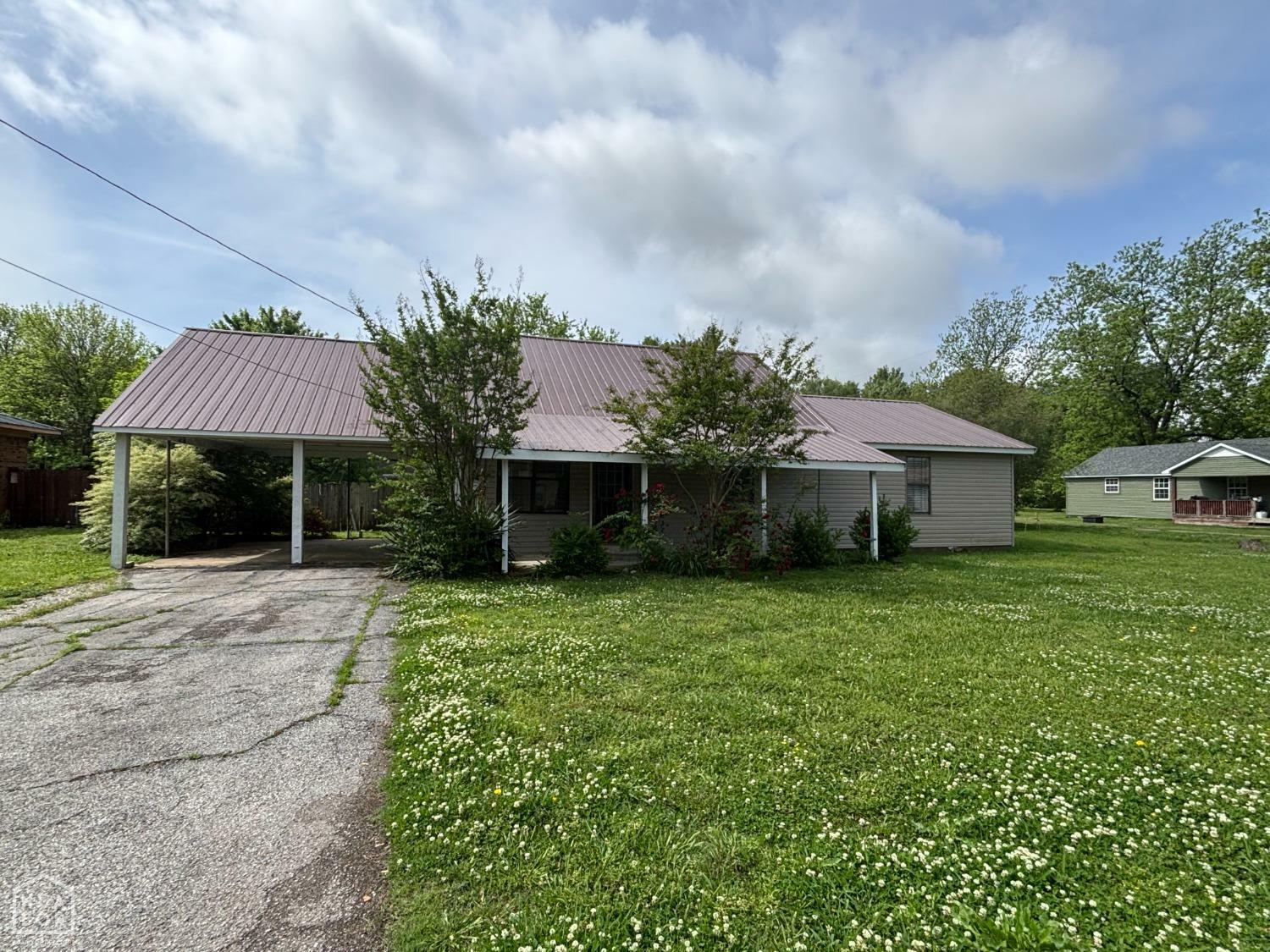 Property Photo: 614 Pocahontas Road AR 72476