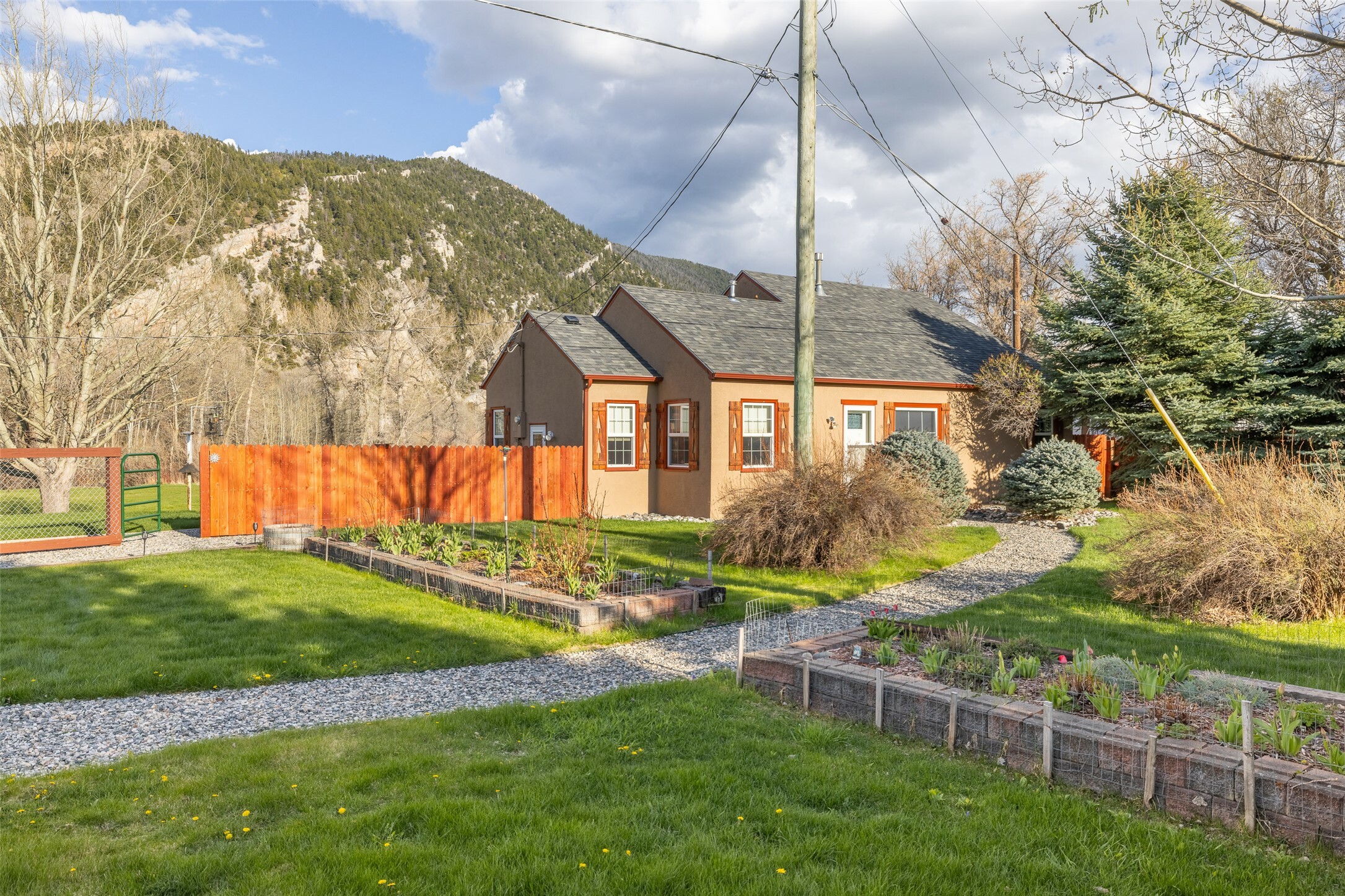 Property Photo: 5116 US Highway 89 S MT 59047