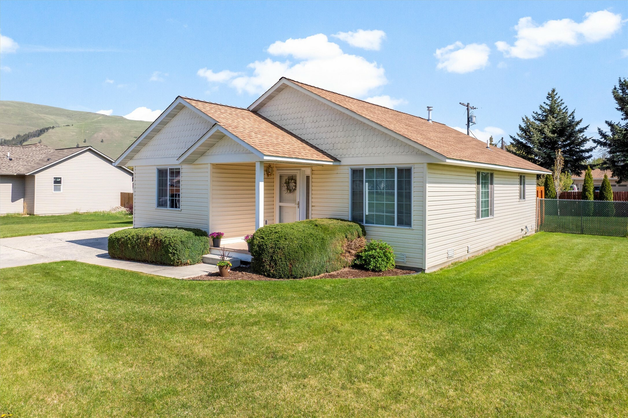 5679 Expedition Drive  Lolo MT 59847 photo