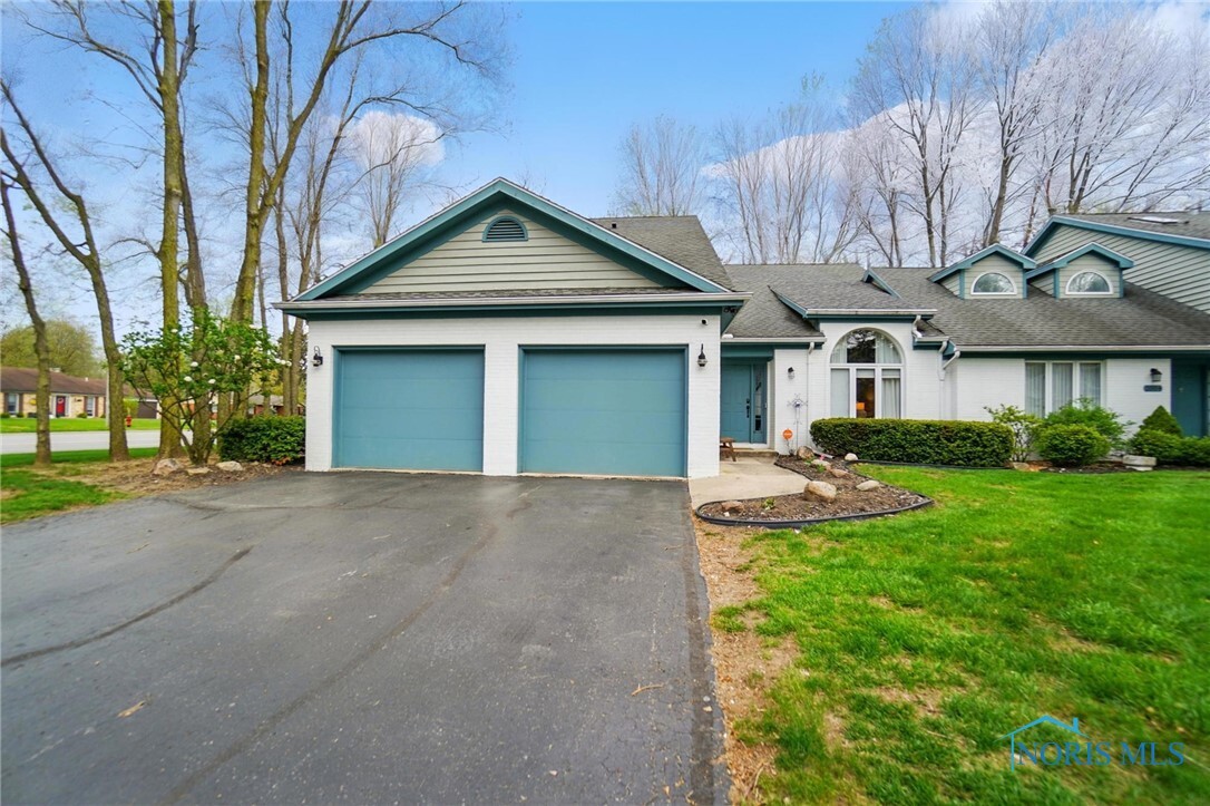 2000 Rush Creek Court  Findlay OH 45840 photo