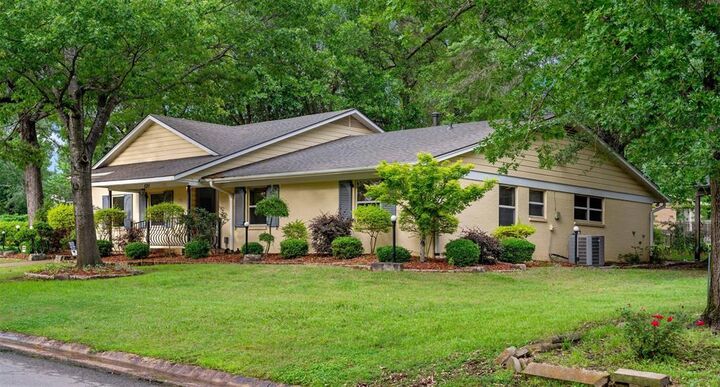 Property Photo:  525 SE 31st Street  TX 75460 