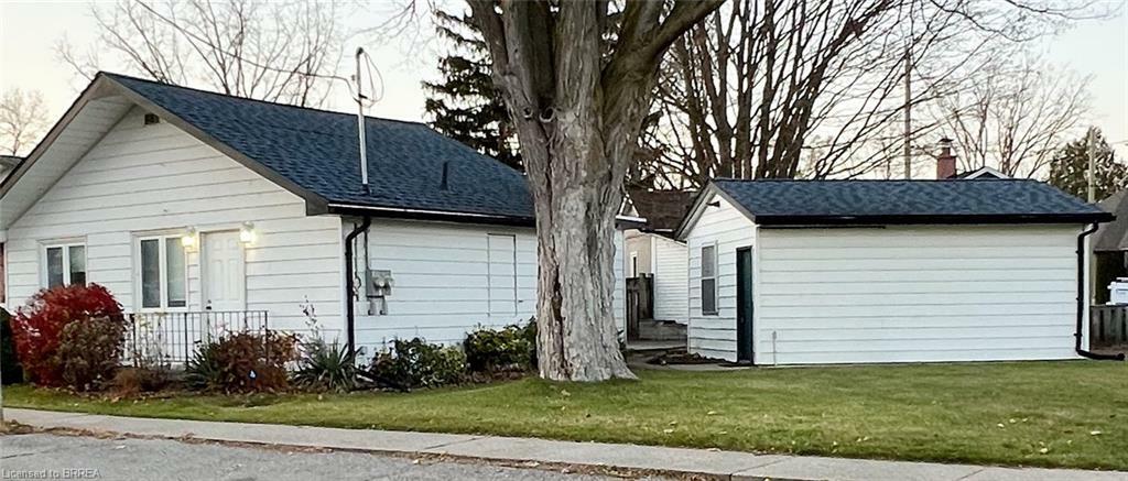 Property Photo: 19-B Creeden Street ON N3L 2B8