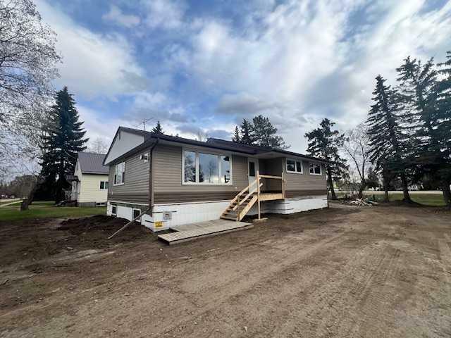 Property Photo: 5122 48 Avenue AB T0B 1N0