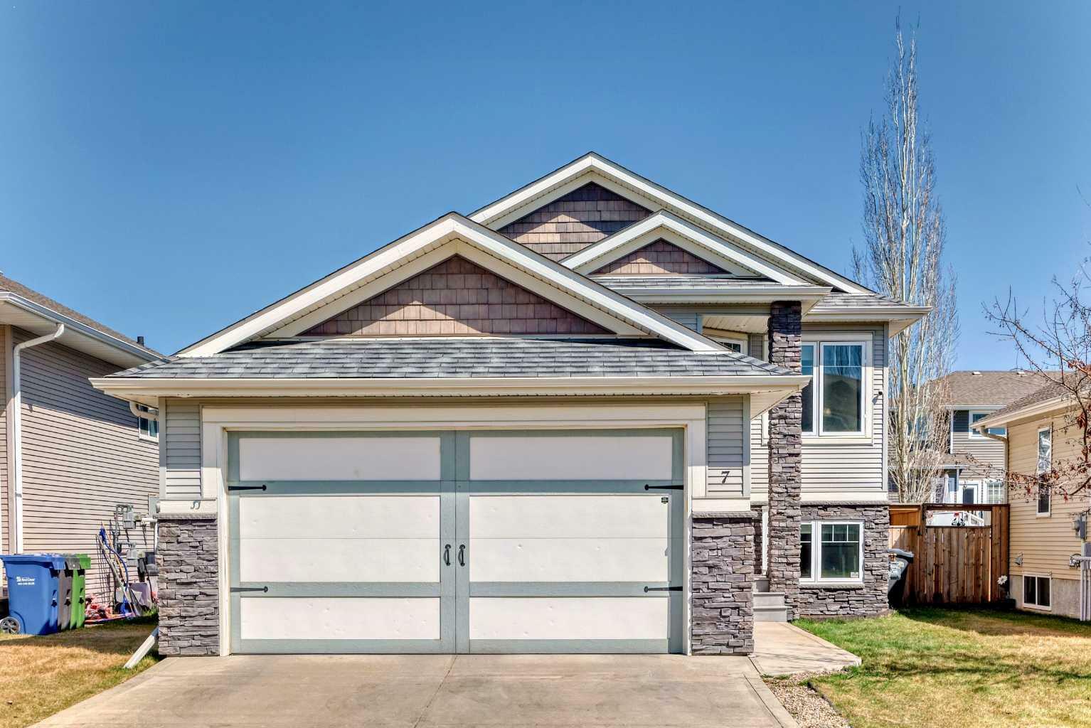 7 Stephenson Crescent  Red Deer AB T4R 0L4 photo