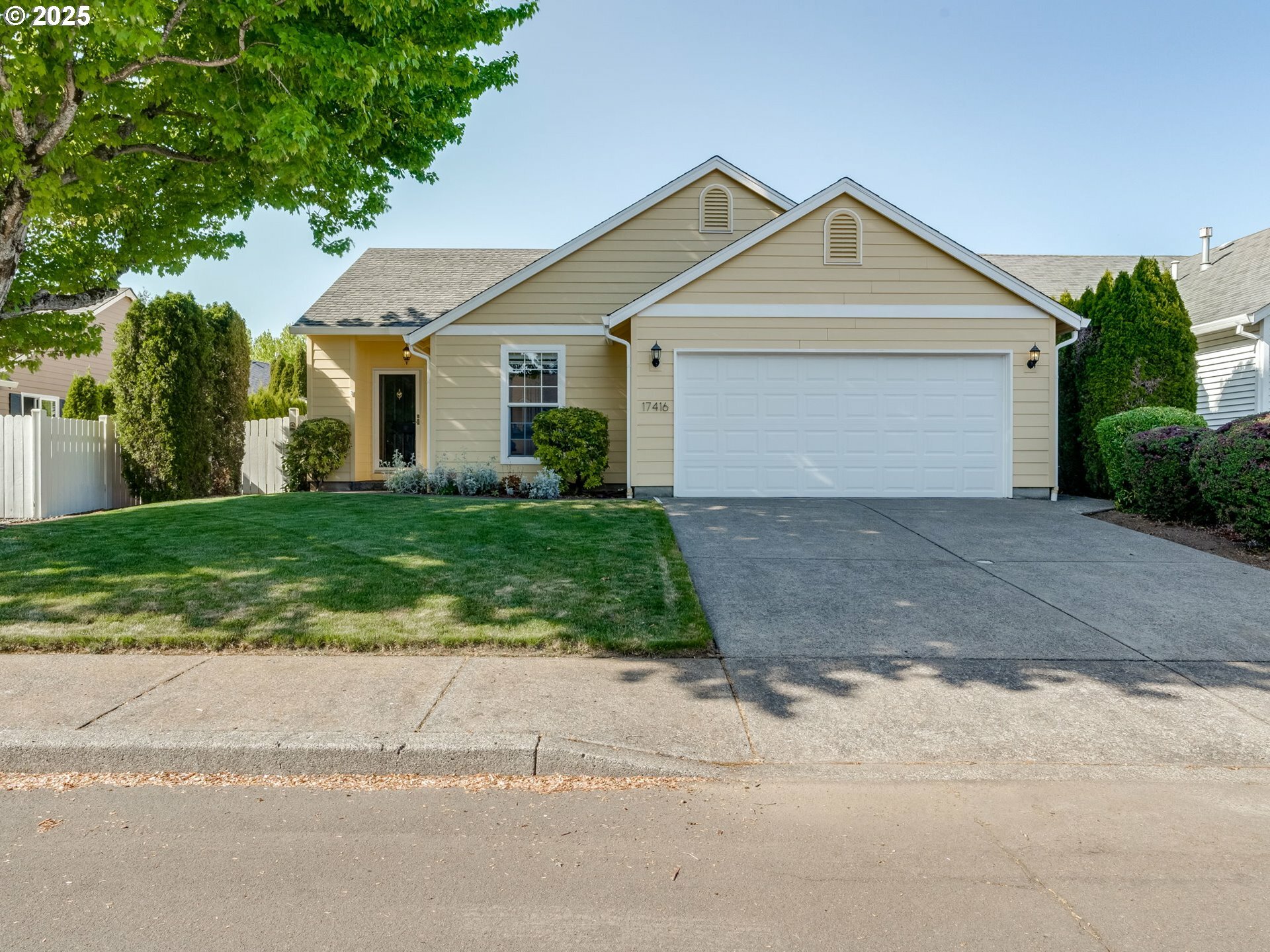 Property Photo: 17416 SE 30th St WA 98683