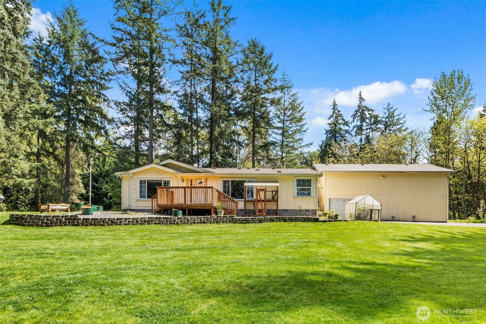 Property Photo: 36424 12th Place S WA 98003