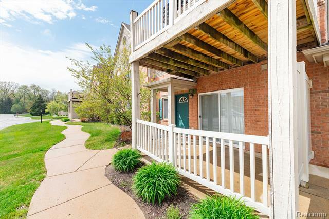 Property Photo:  404 Marigold Circle  MI 48185 