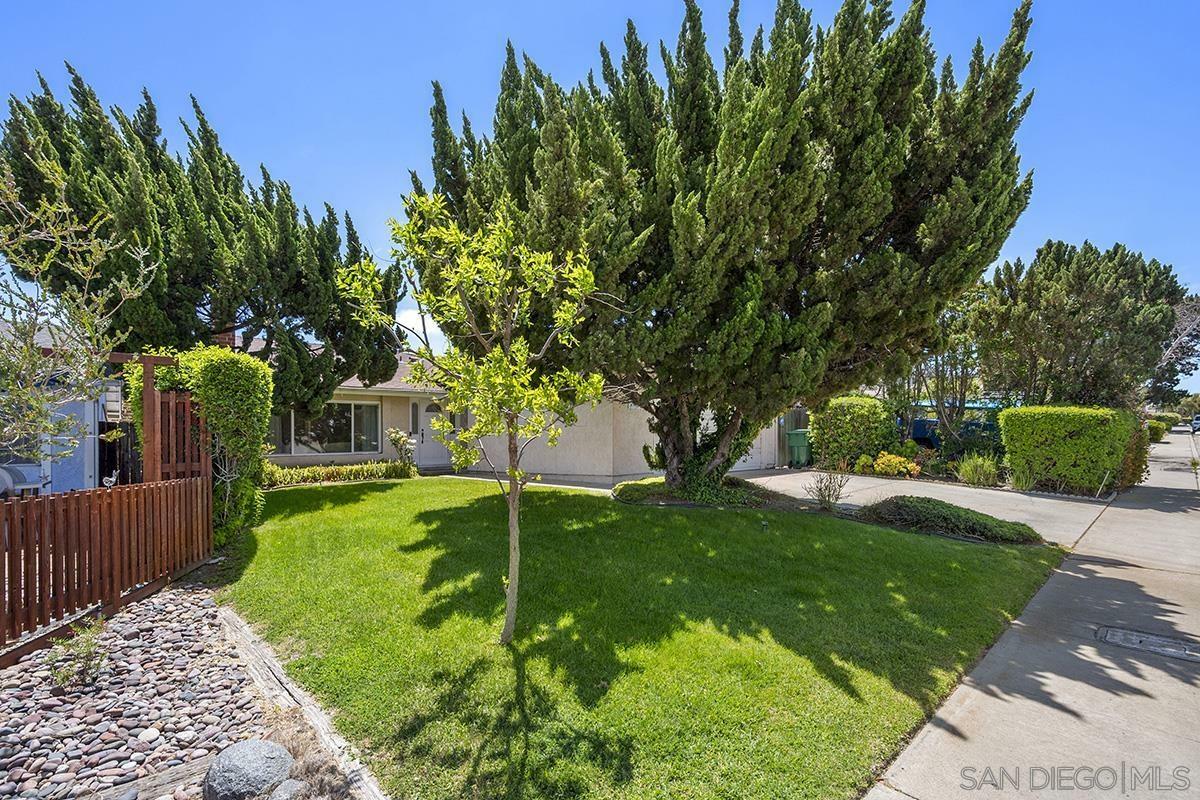 Property Photo: 4657 Huggins St CA 92122
