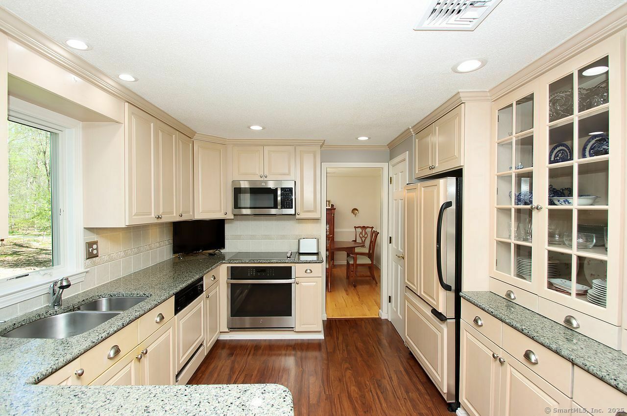 Property Photo: 68 White Cedar Drive CT 06443