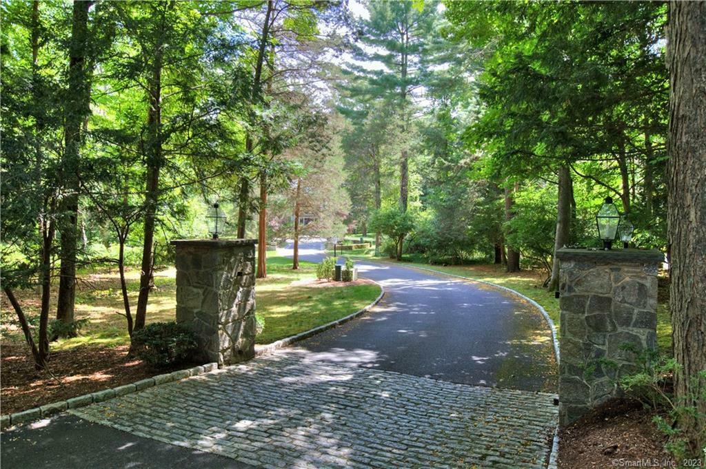 Property Photo: 62 Weston Road CT 06880
