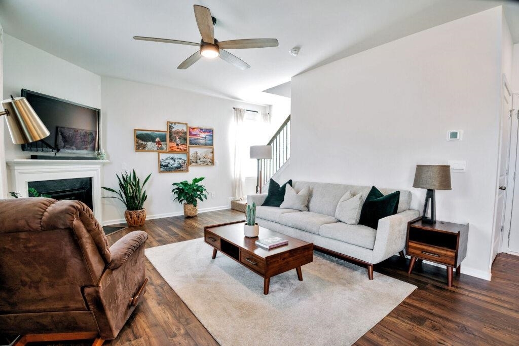Property Photo: 1048 Longstone Way SC 29302