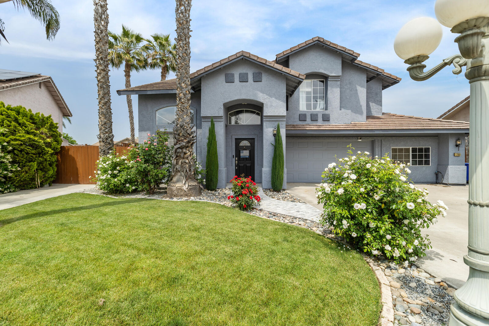 Property Photo: 1768 W River Avenue CA 93257