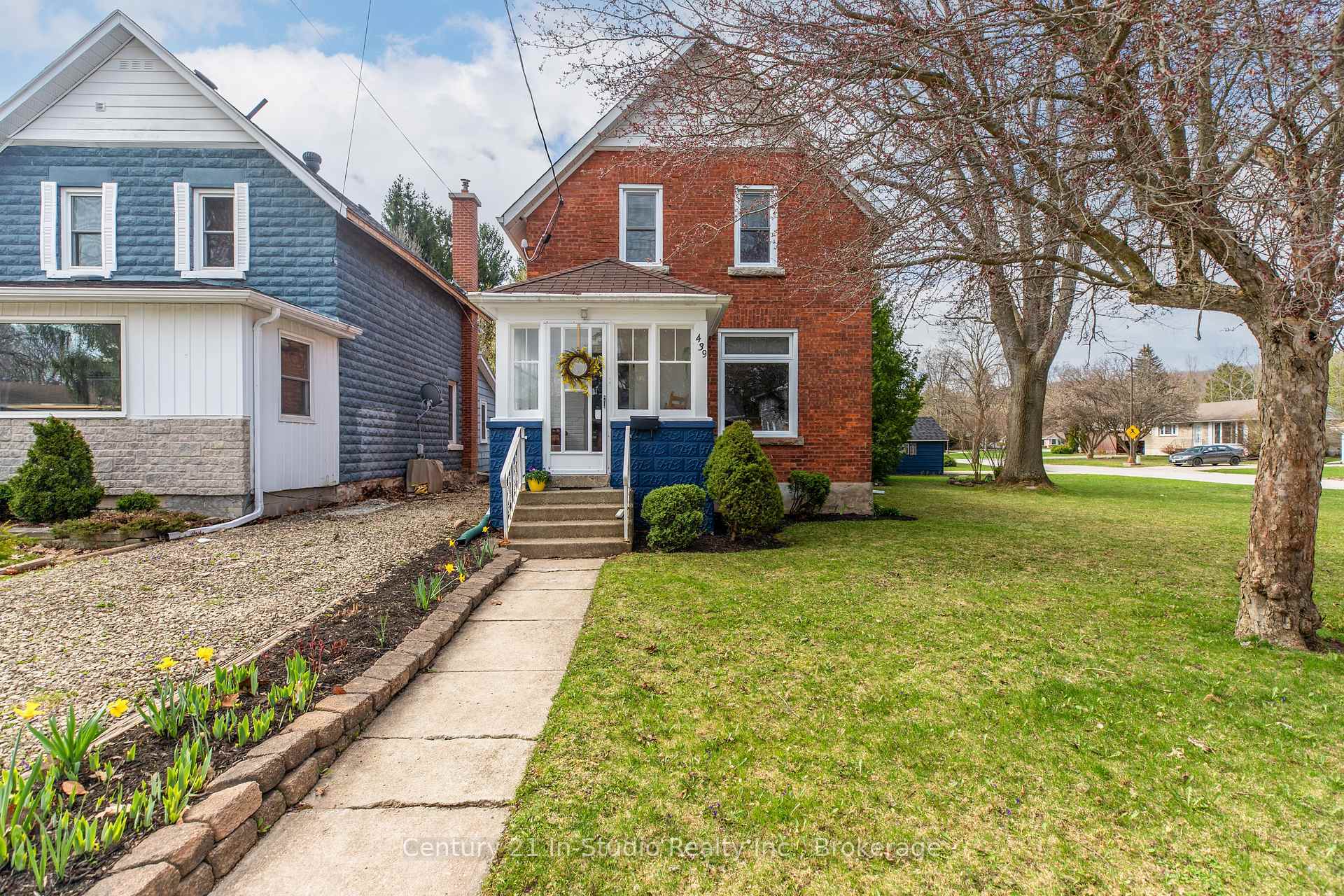 Property Photo: 439 7th Street W ON N4K 3L5