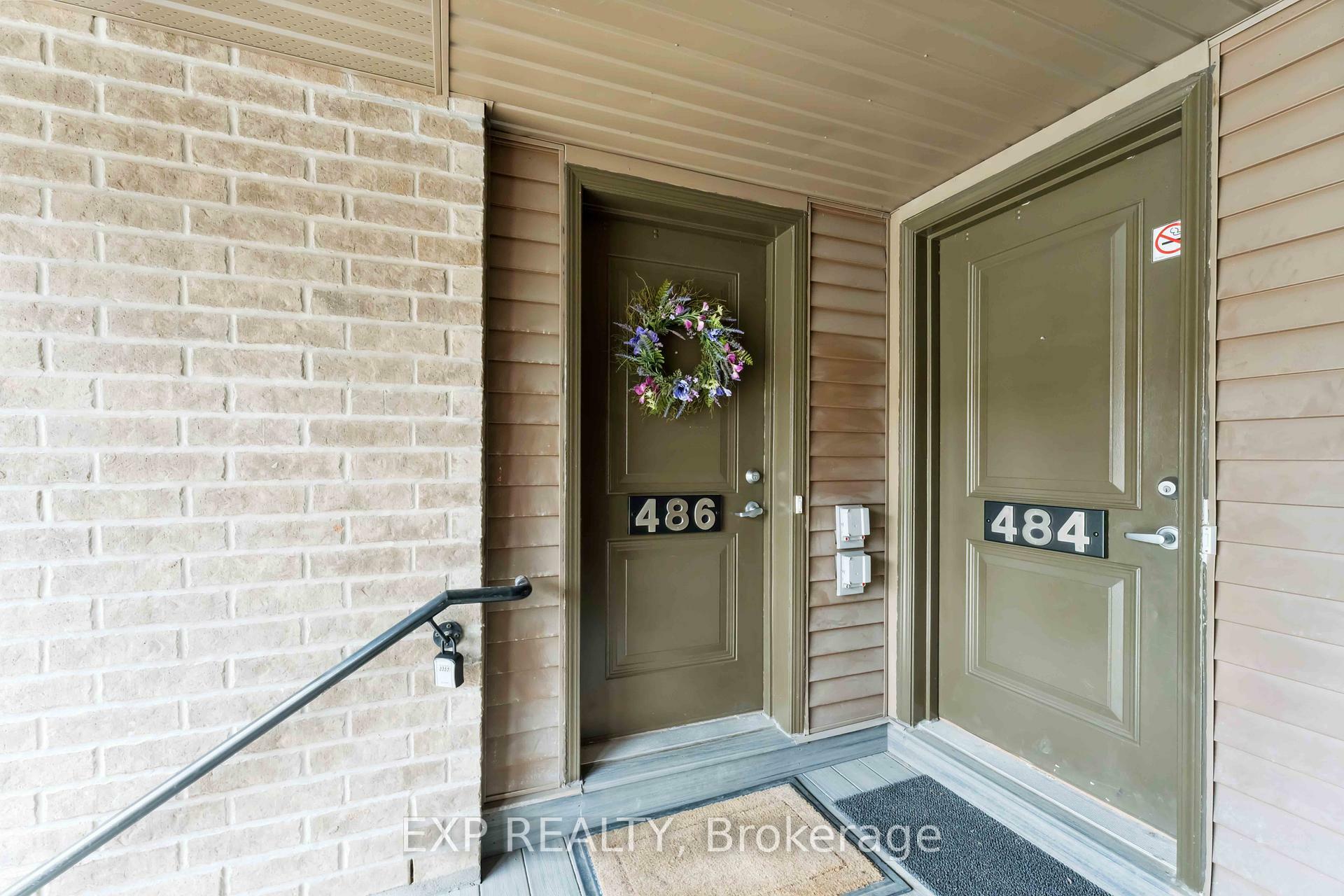 Photo de la propriété: 486 Clearbrook Drive ON K2J 0H9