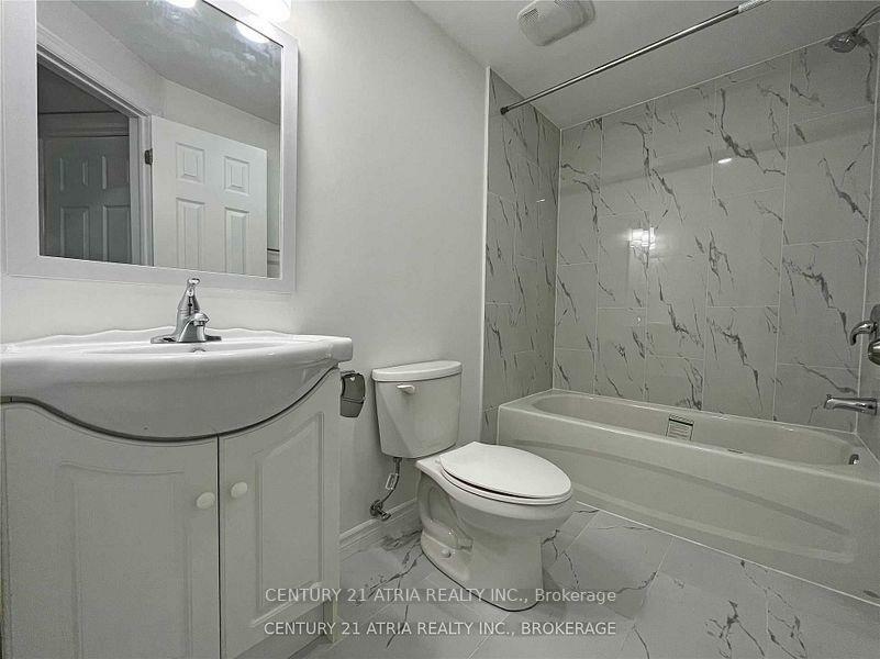 Photo de la propriété: 1548 Saugeen Drive Bsmt A ON L1V 5P8