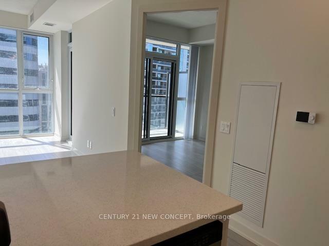 Photo de la propriété: 4955 Yonge Street 2315 ON M2N 0L8