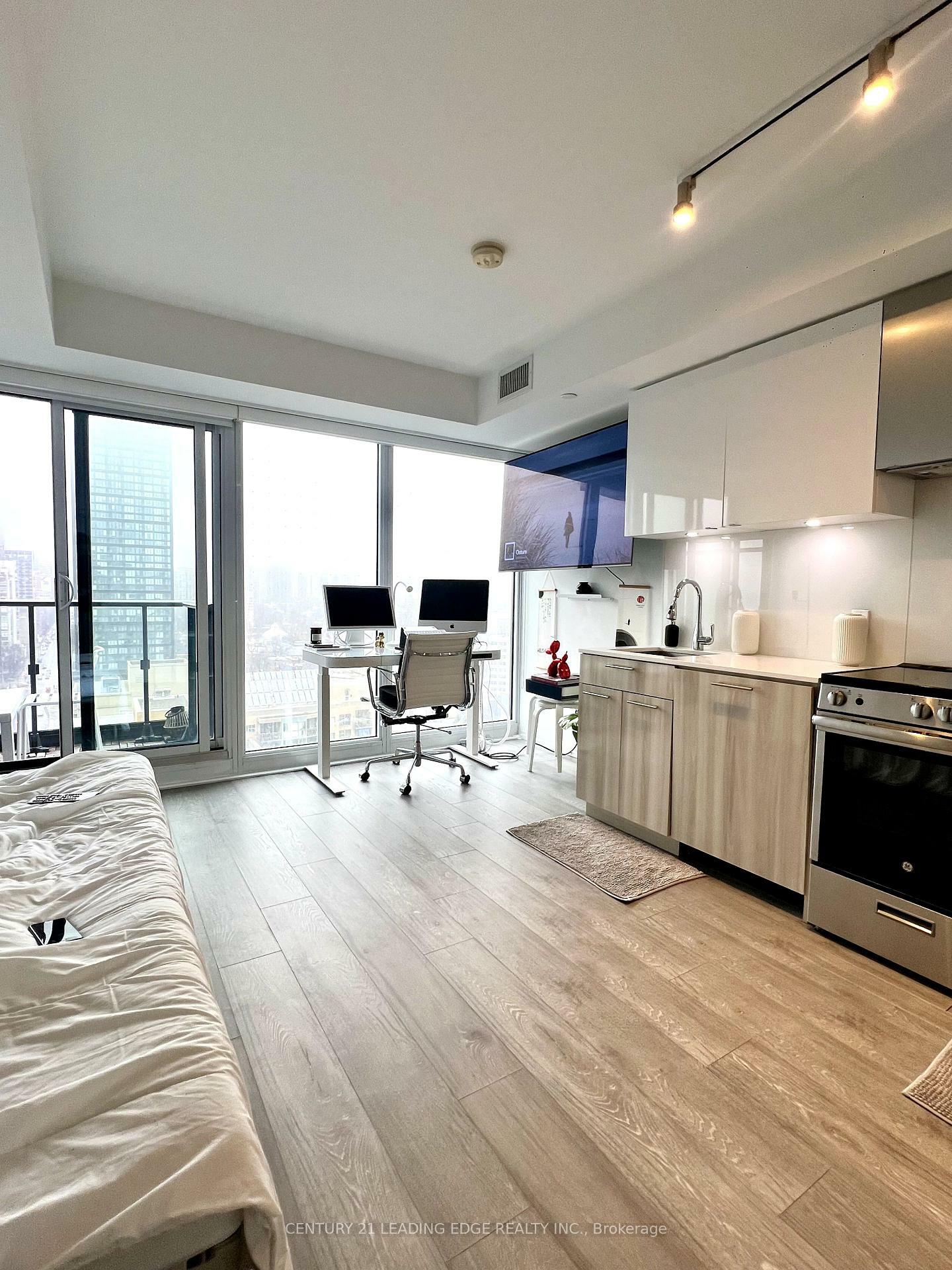 Photo de la propriété: 251 Jarvis Street 1826 ON M5B 0C3