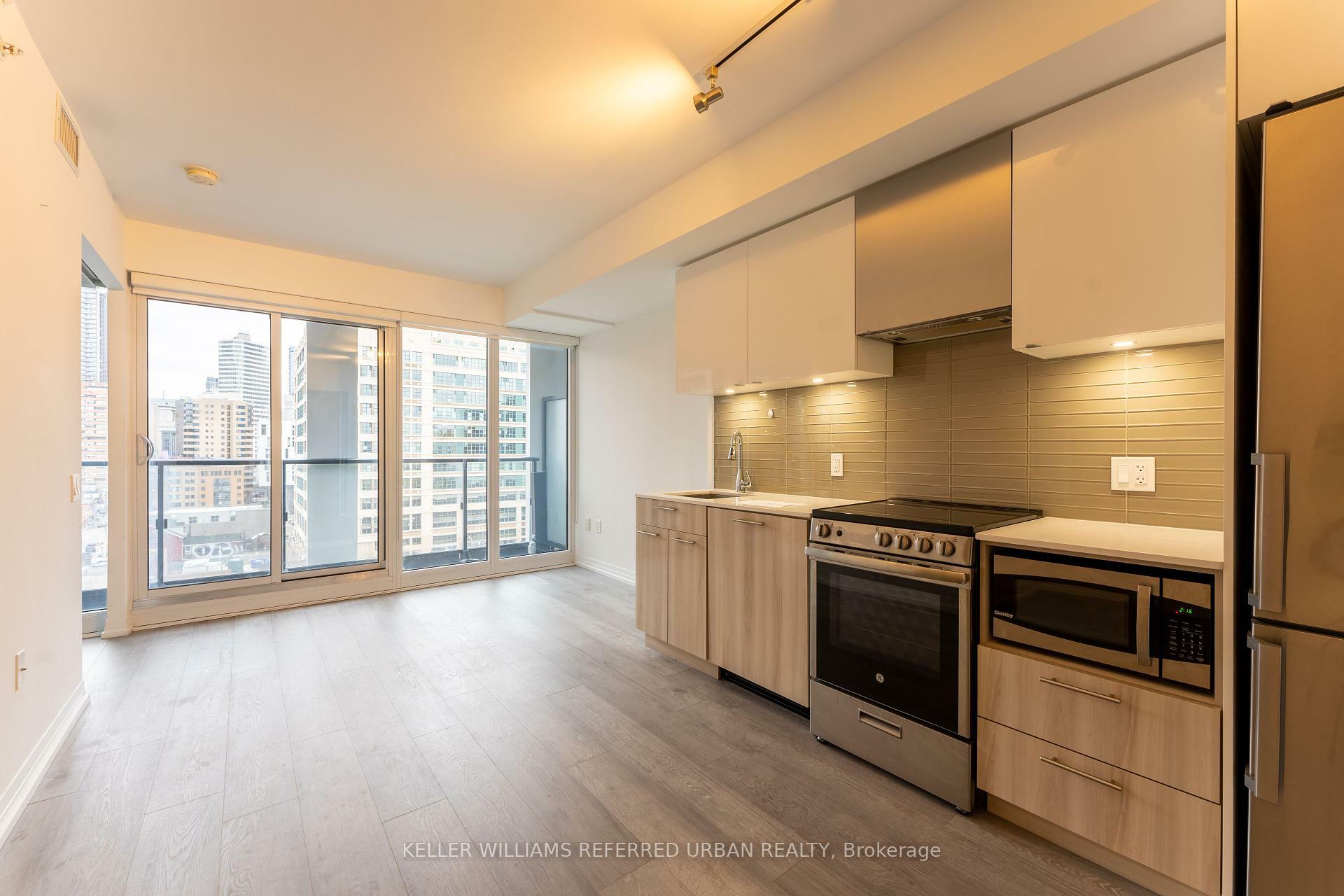 251 Jarvis Street 829  Toronto ON M5B 0C3 photo