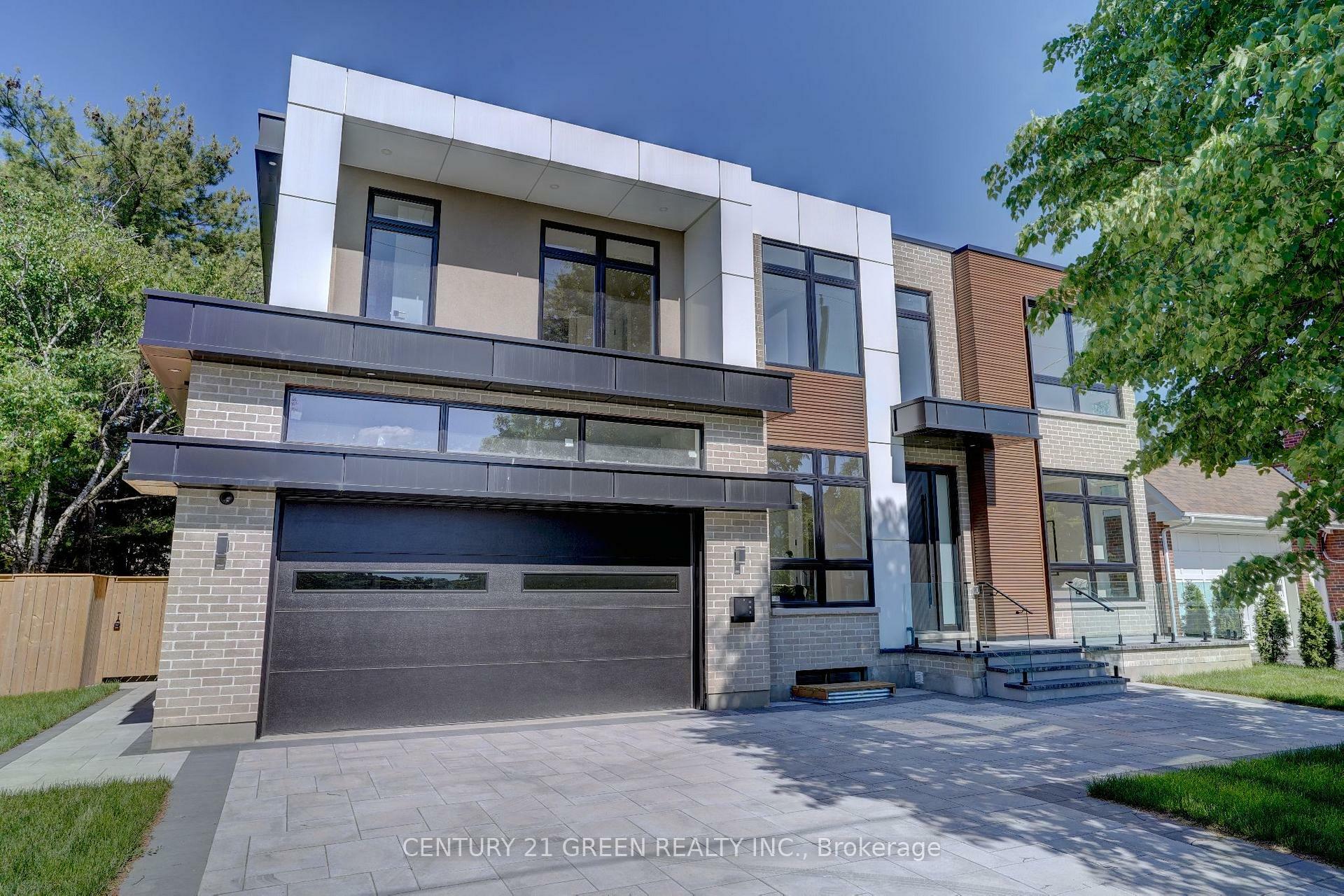 Property Photo: 49 Grantbrook Street ON M2R 2E8