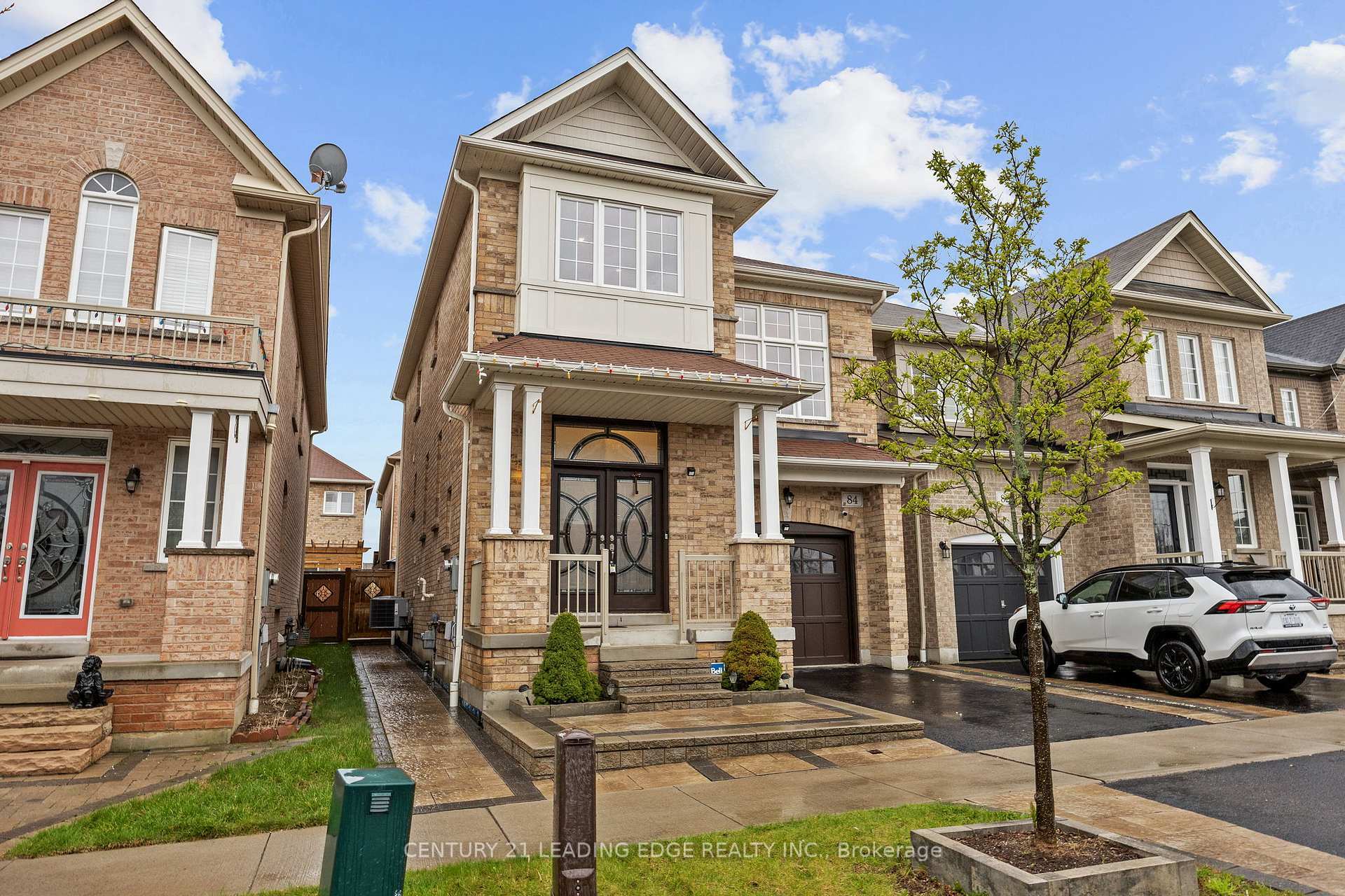 Photo de la propriété: 84 Garrardview Street ON L1Z 0R2
