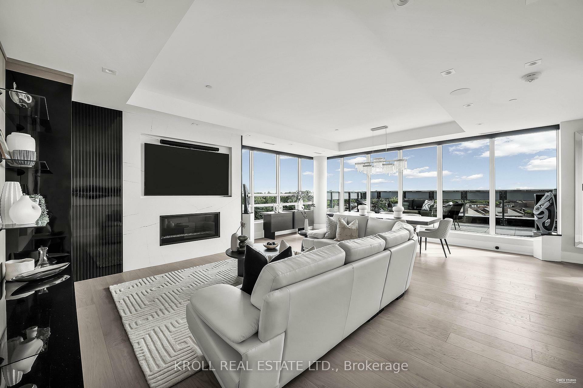 Property Photo: 355 Bedford Park Avenue 703 ON M5M 0B2