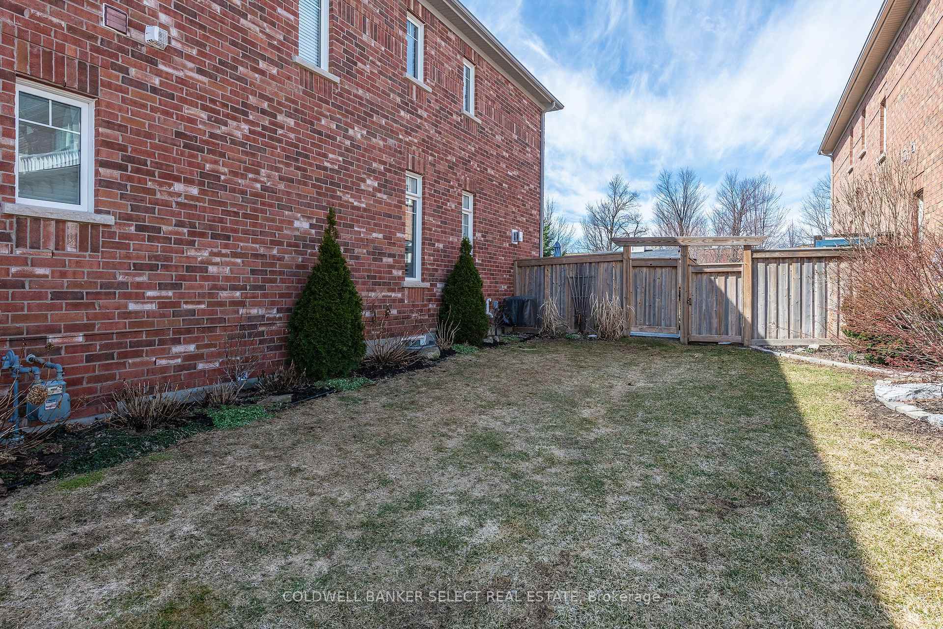 Photo de la propriété: 47 McCardy Court ON L7C 3W9