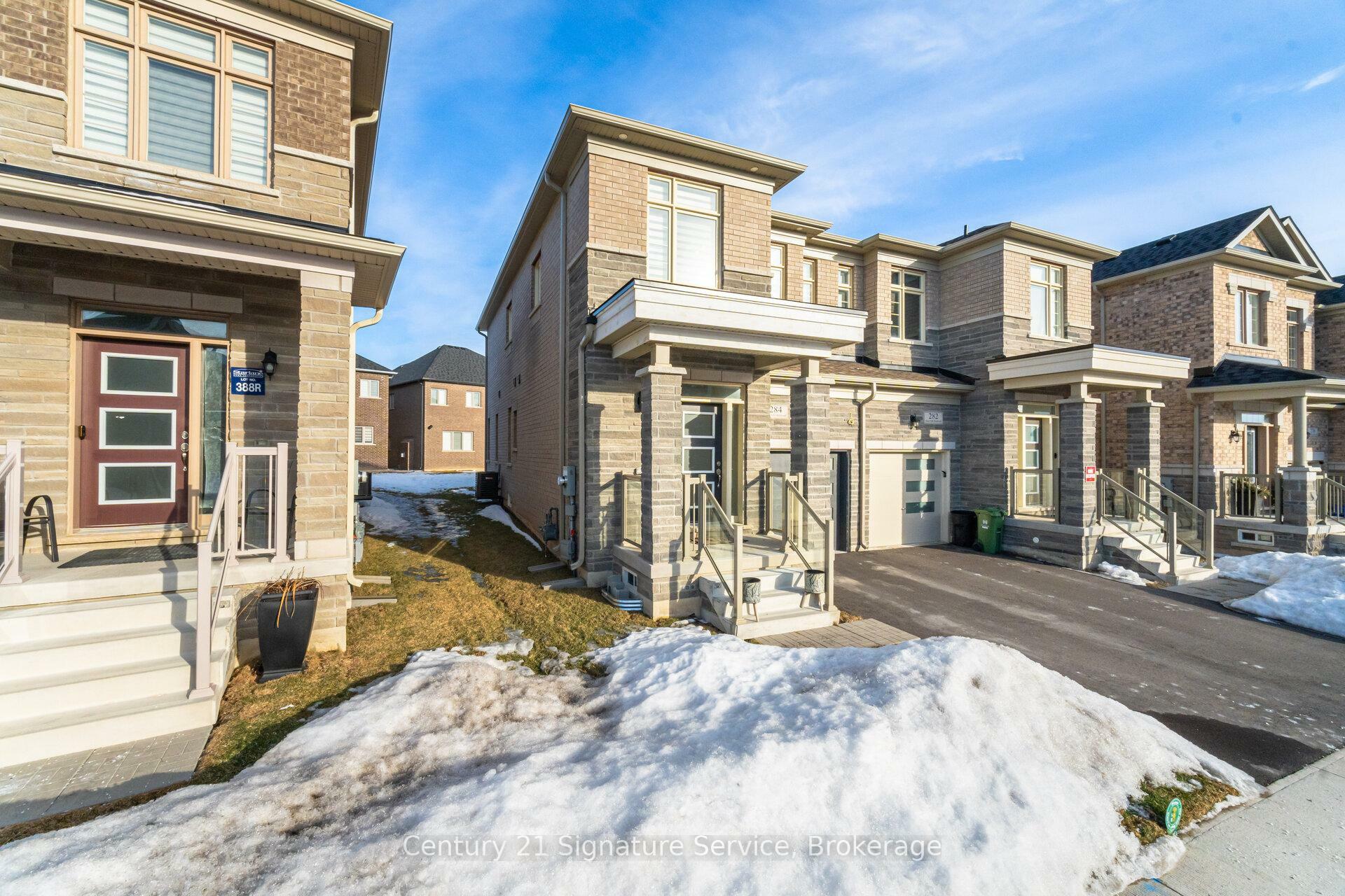 Property Photo: 284 Great Falls Boulevard ON L8B 1Z5