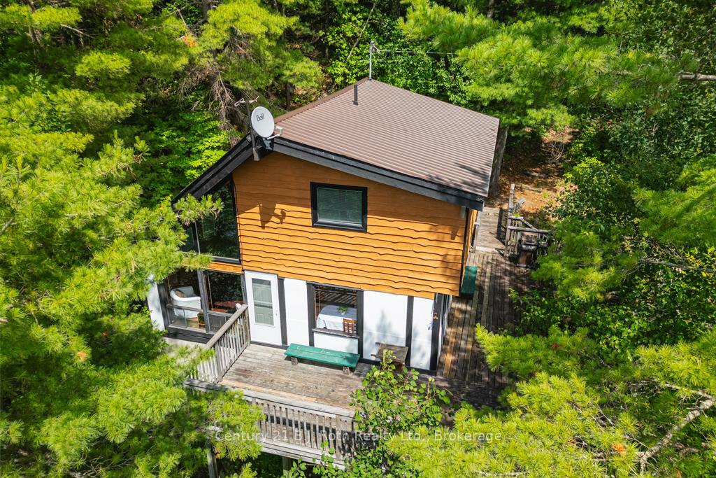 Property Photo: 1033 Bayview Point Road ON P0A 1H0