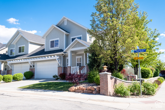 Property Photo: 586 Park Plaza Pl UT 84047