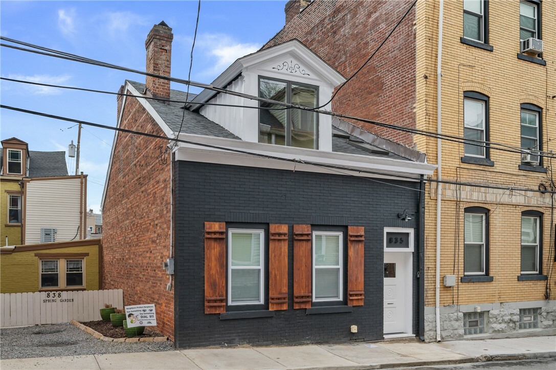Property Photo: 835 Concord St PA 15212