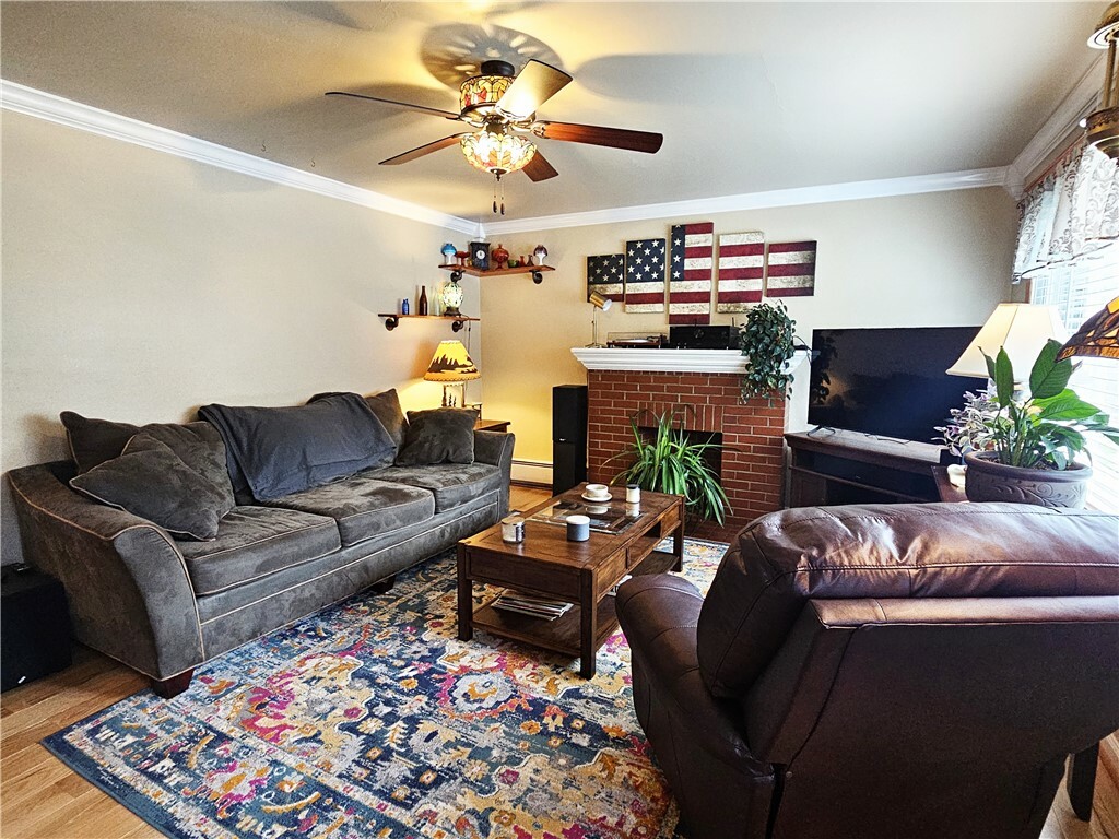 Property Photo: 12 1/2 W Vine St PA 15666